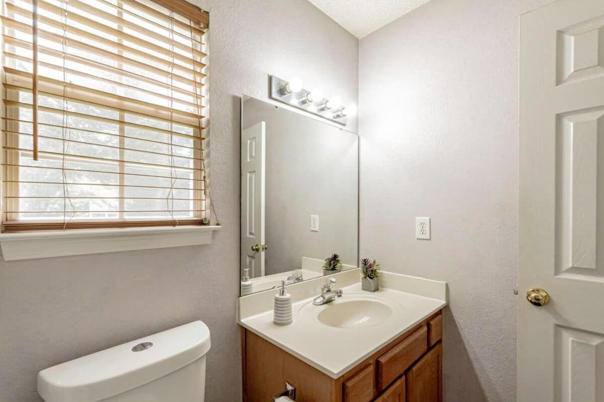 Aerie Oaks Cottage-5Min To Lake, 20Min To Columbia Lexington Exteriör bild